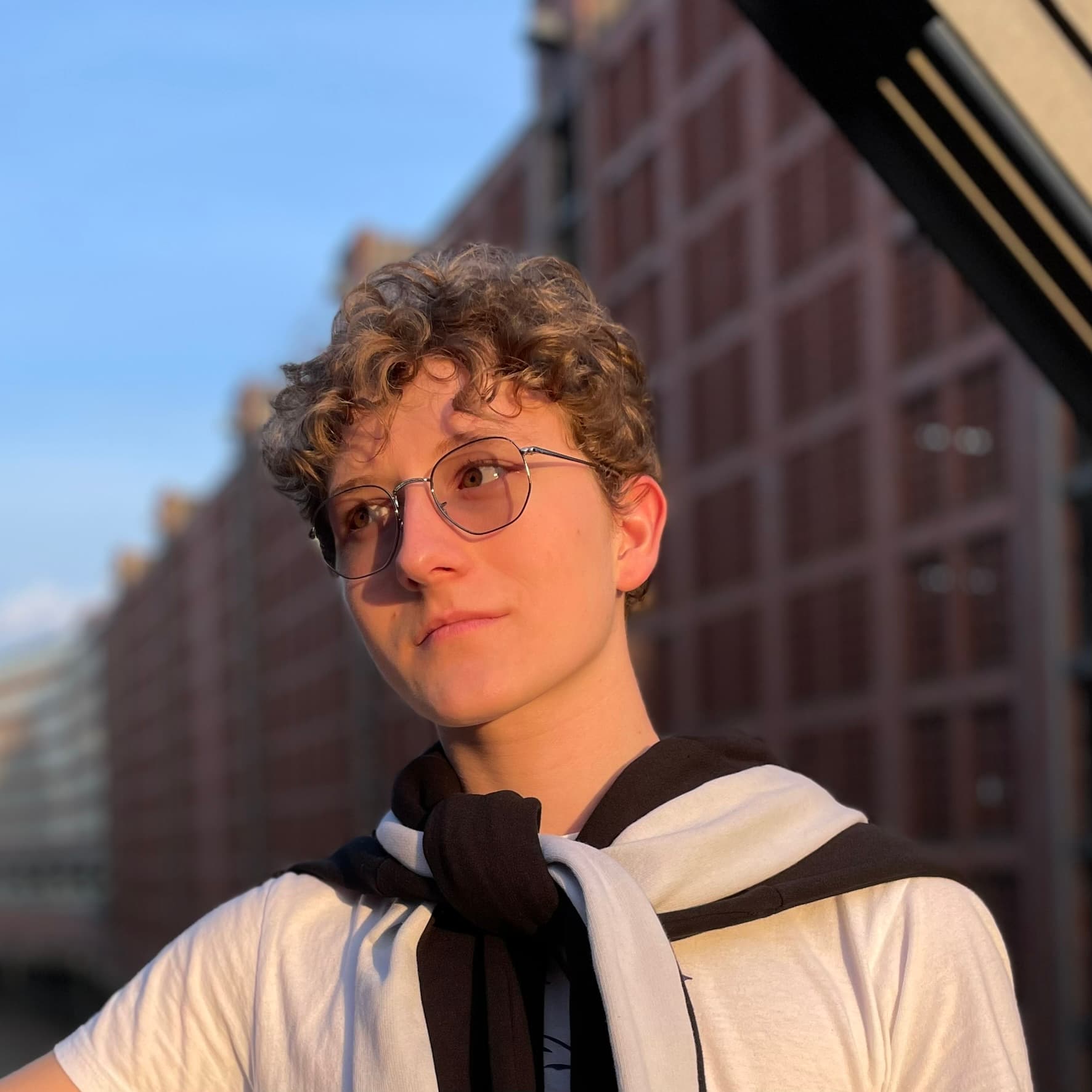 Photo de l'auteur, Alex